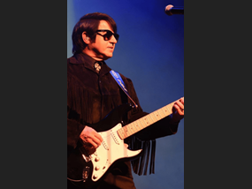 Barry Steele's- The Roy Orbison Story
